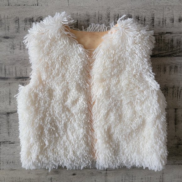 Vintage White Shag Carpet Vesr - Picture 1 of 8